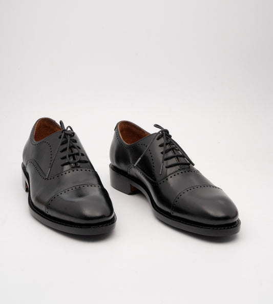 Goodyear Welted Black Punch Captoe Oxford