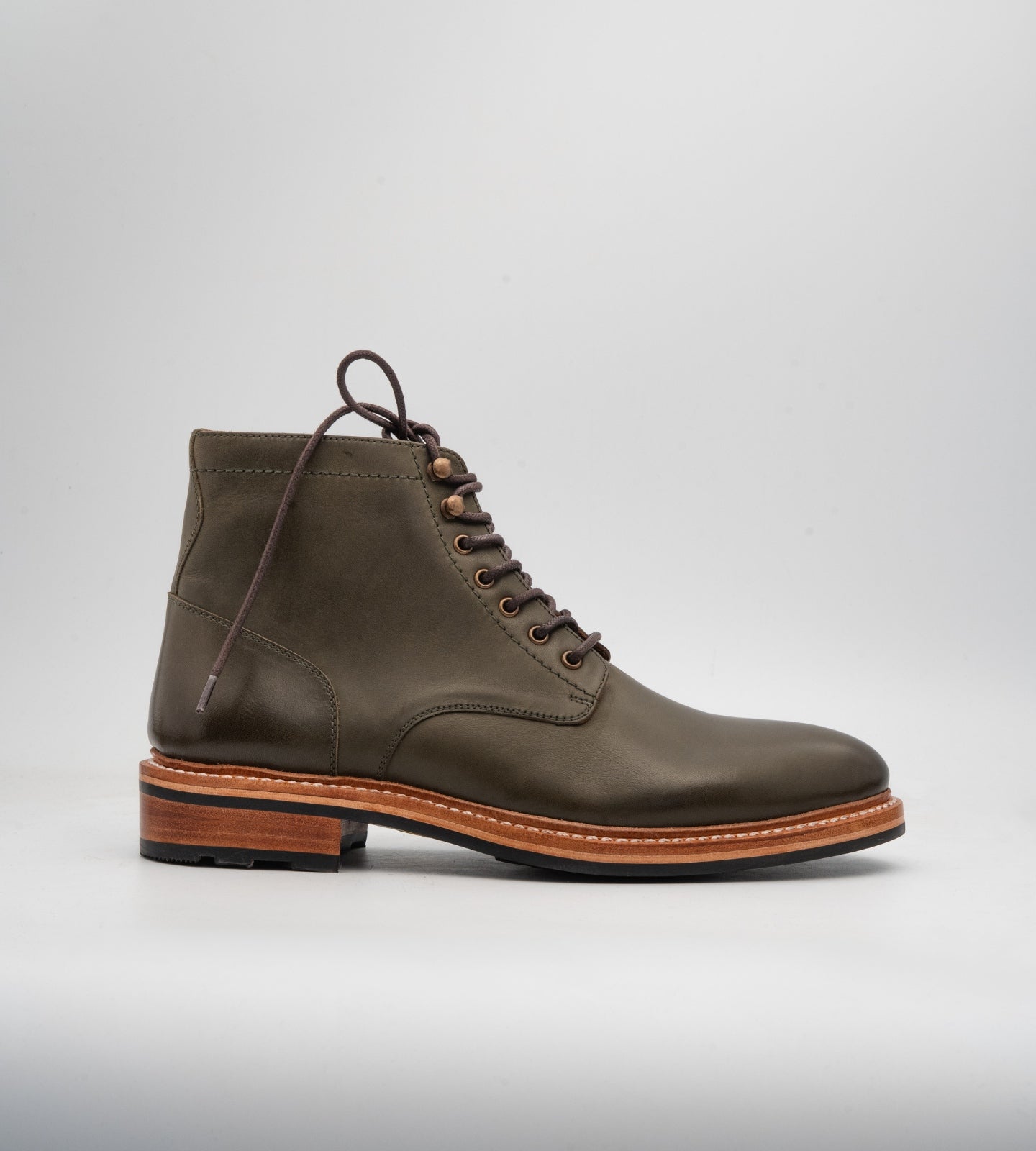 Hand-Welted Full Grain Olive Plain Toe Boot