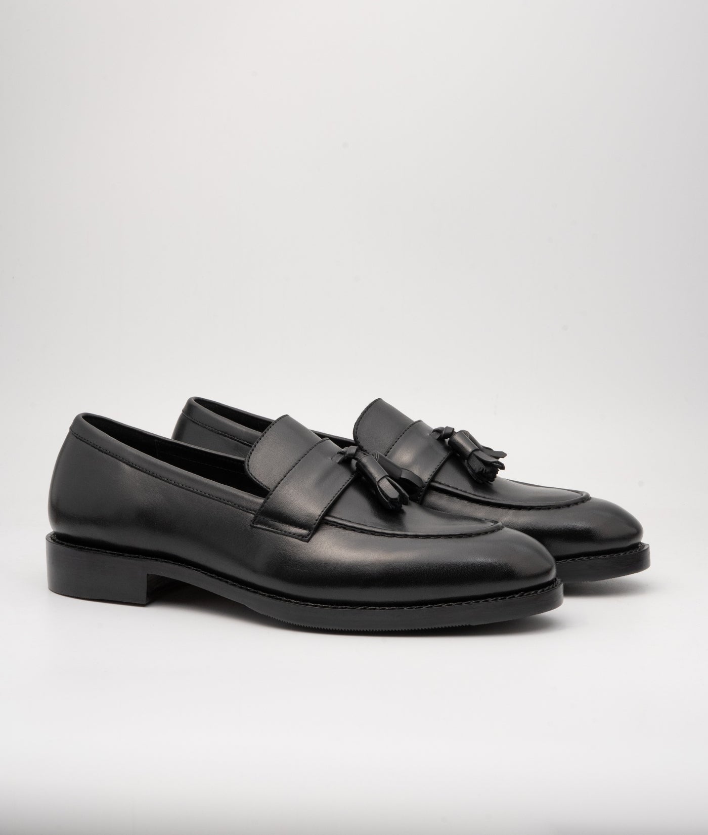 Hand-Welted Black Tassel Loafer