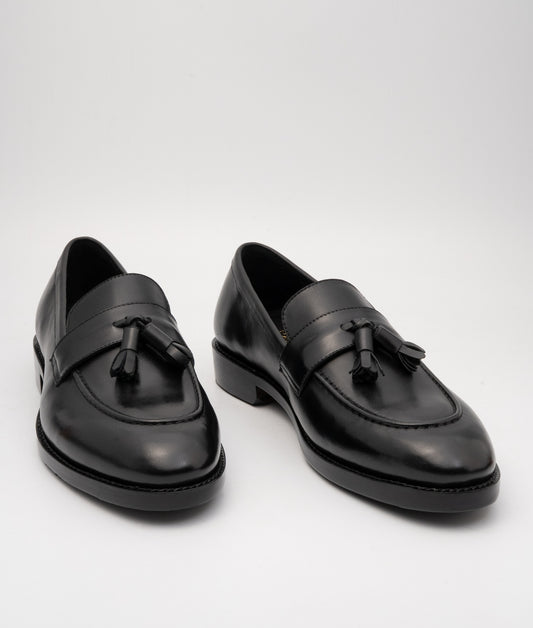 Hand-Welted Black Tassel Loafer