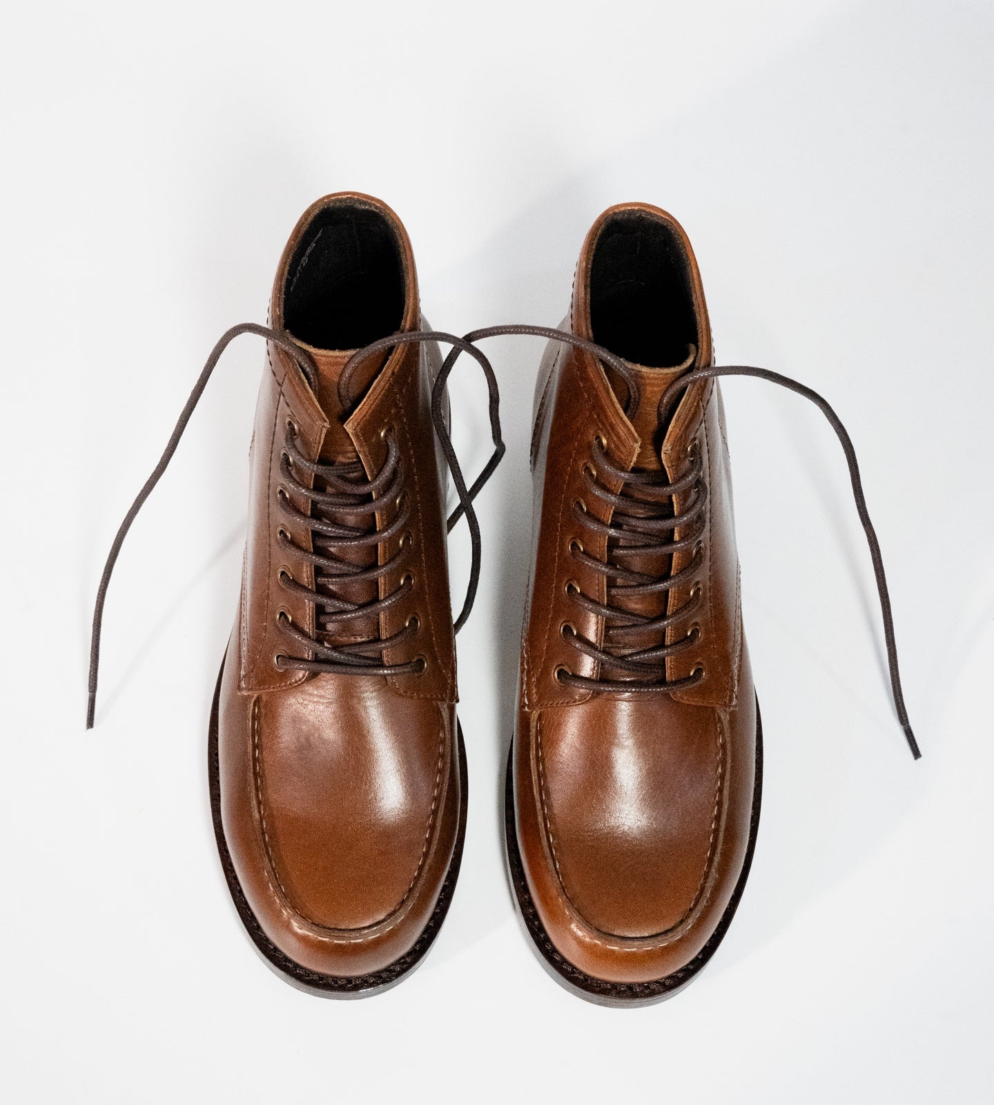 hanmade moctoe boots