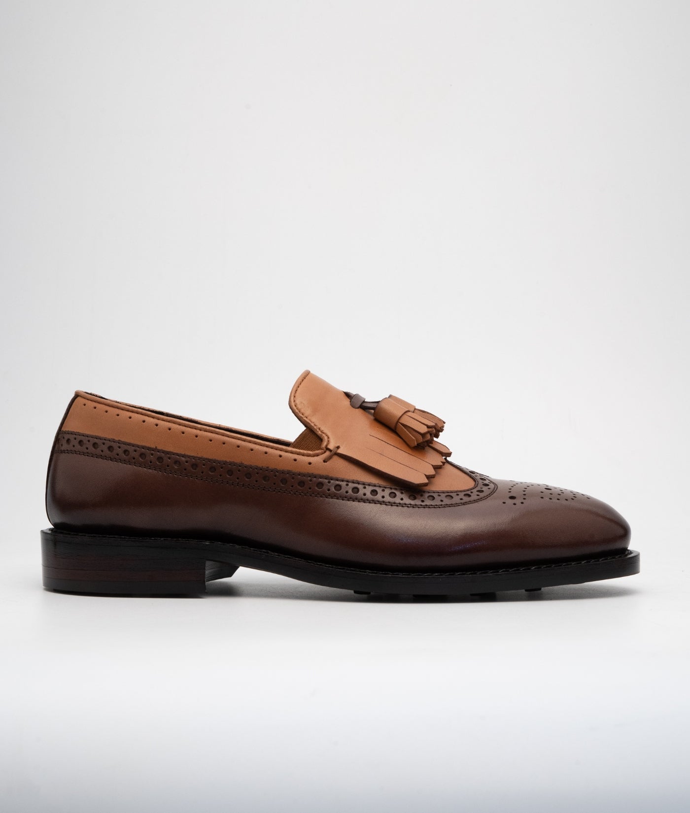 Handwelted Dual Tone Full Grain Brogue Tassel Loafer