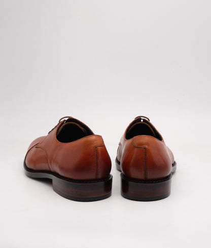 Hand Welted Classsic Tan Captoe Derby